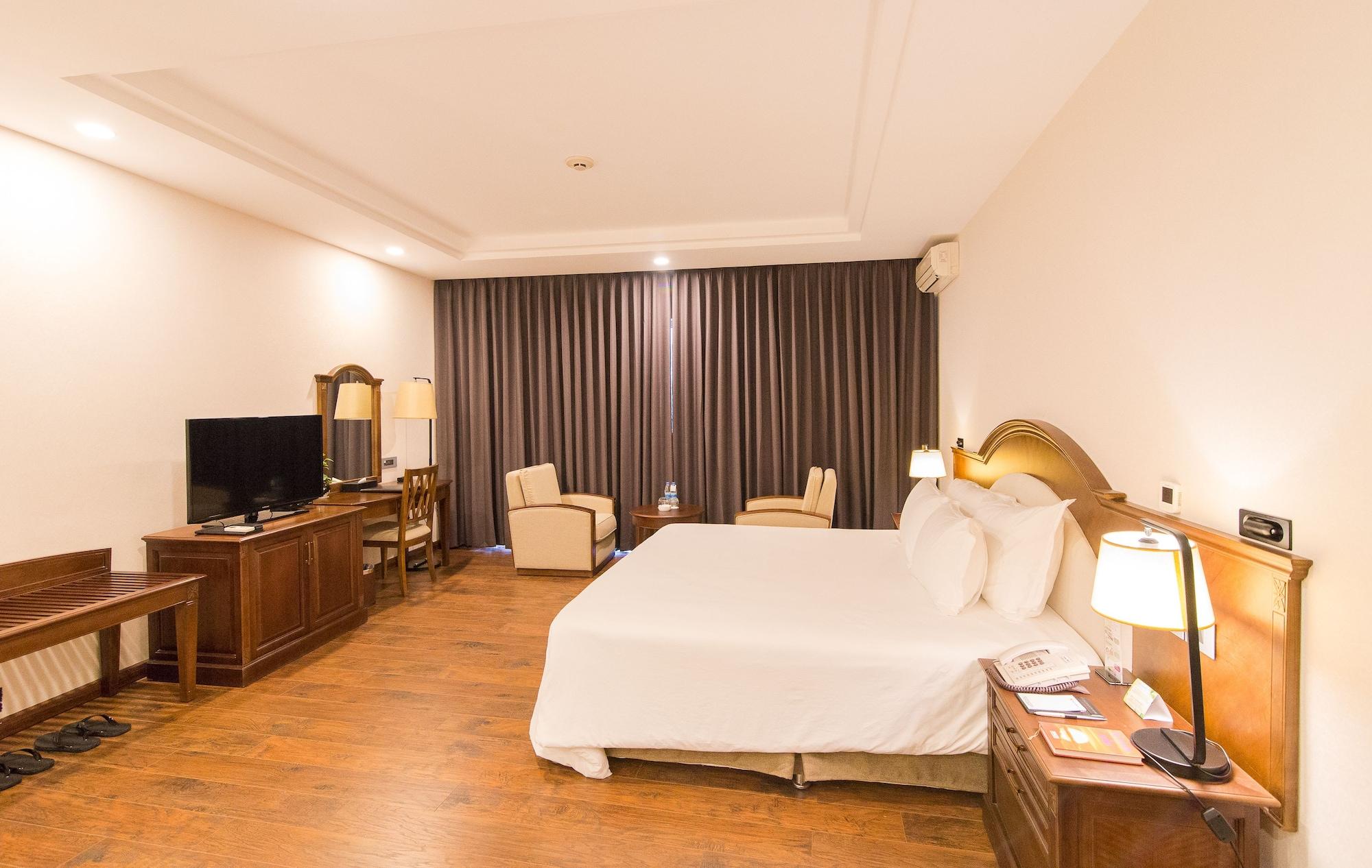 Sai Gon Ha Long Hotel Bagian luar foto
