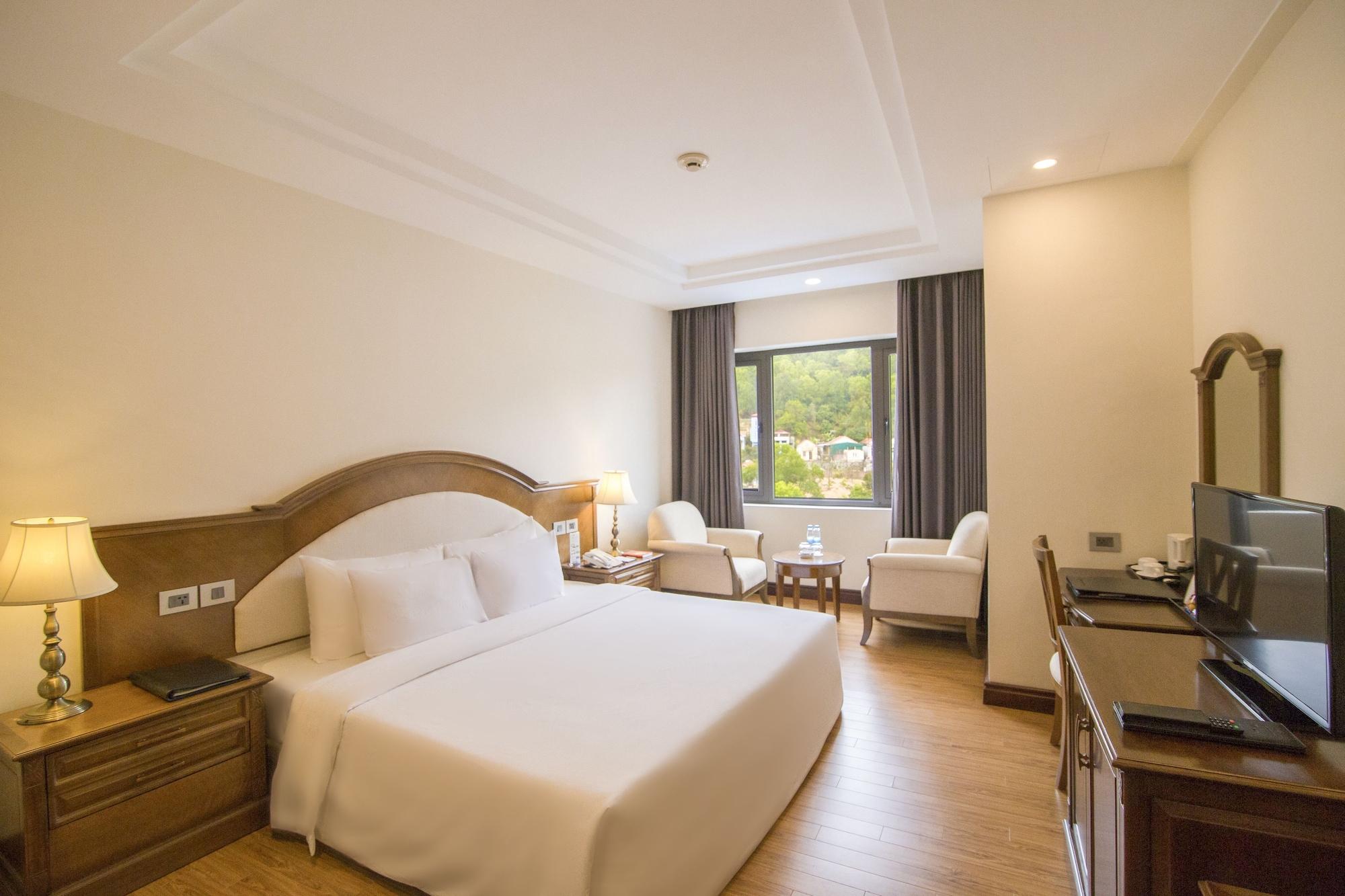 Sai Gon Ha Long Hotel Bagian luar foto